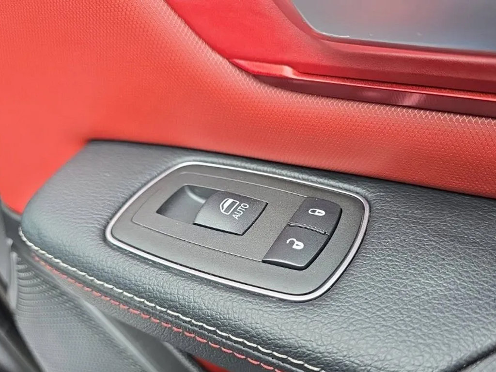 Used 2019 RAM 1500 Rebel w/ Level 1 Equipment Group AWD/4WD image 21