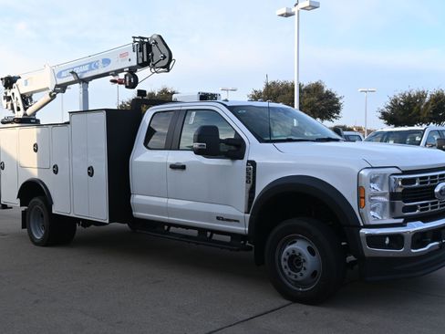 New 2024 Ford F550 XL image 12