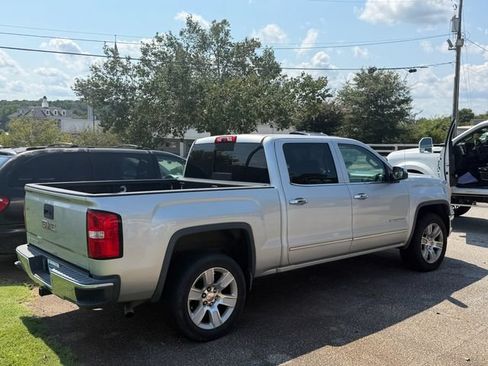 Used 2015 GMC Sierra 1500 SLT w/ SLT Preferred Package AWD/4WD image 4