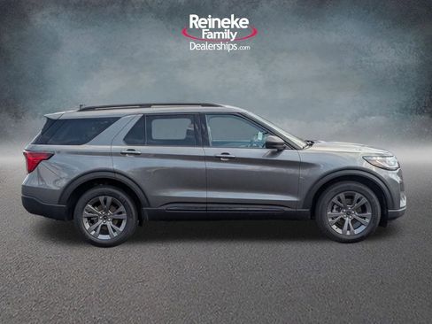 New 2026 Ford Explorer Active w/ Active Comfort Package image 4