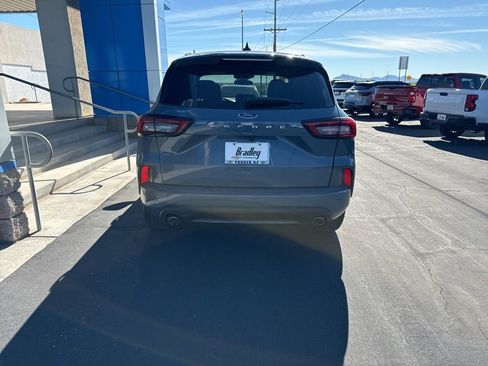 Used 2023 Ford Escape ST-Line FWD image 4