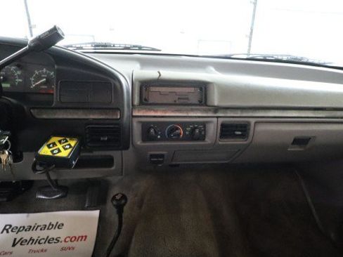 Used 1995 Ford F250 4x4 Regular Cab image 12