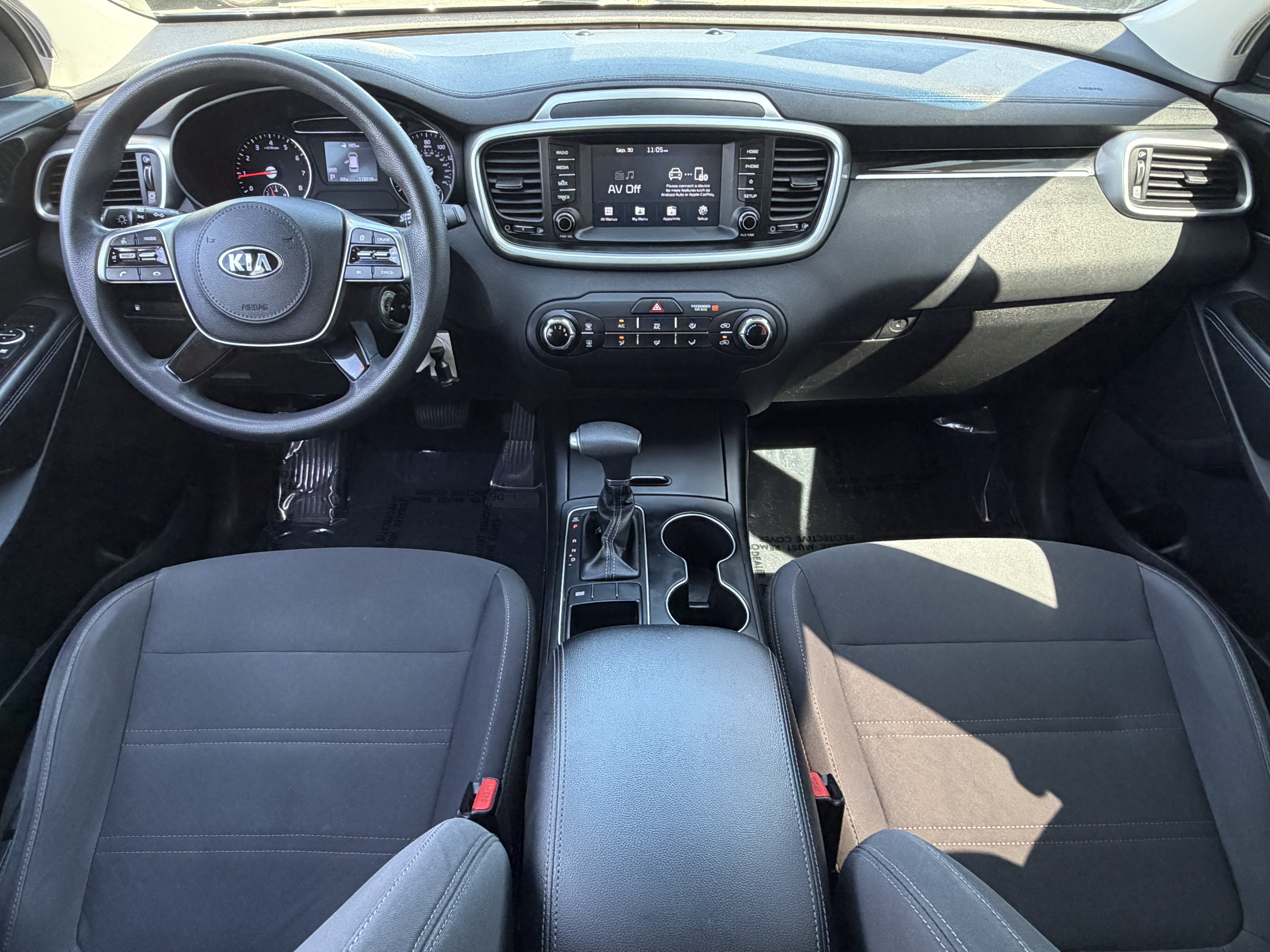 Used 2019 Kia Sorento FWD image 24
