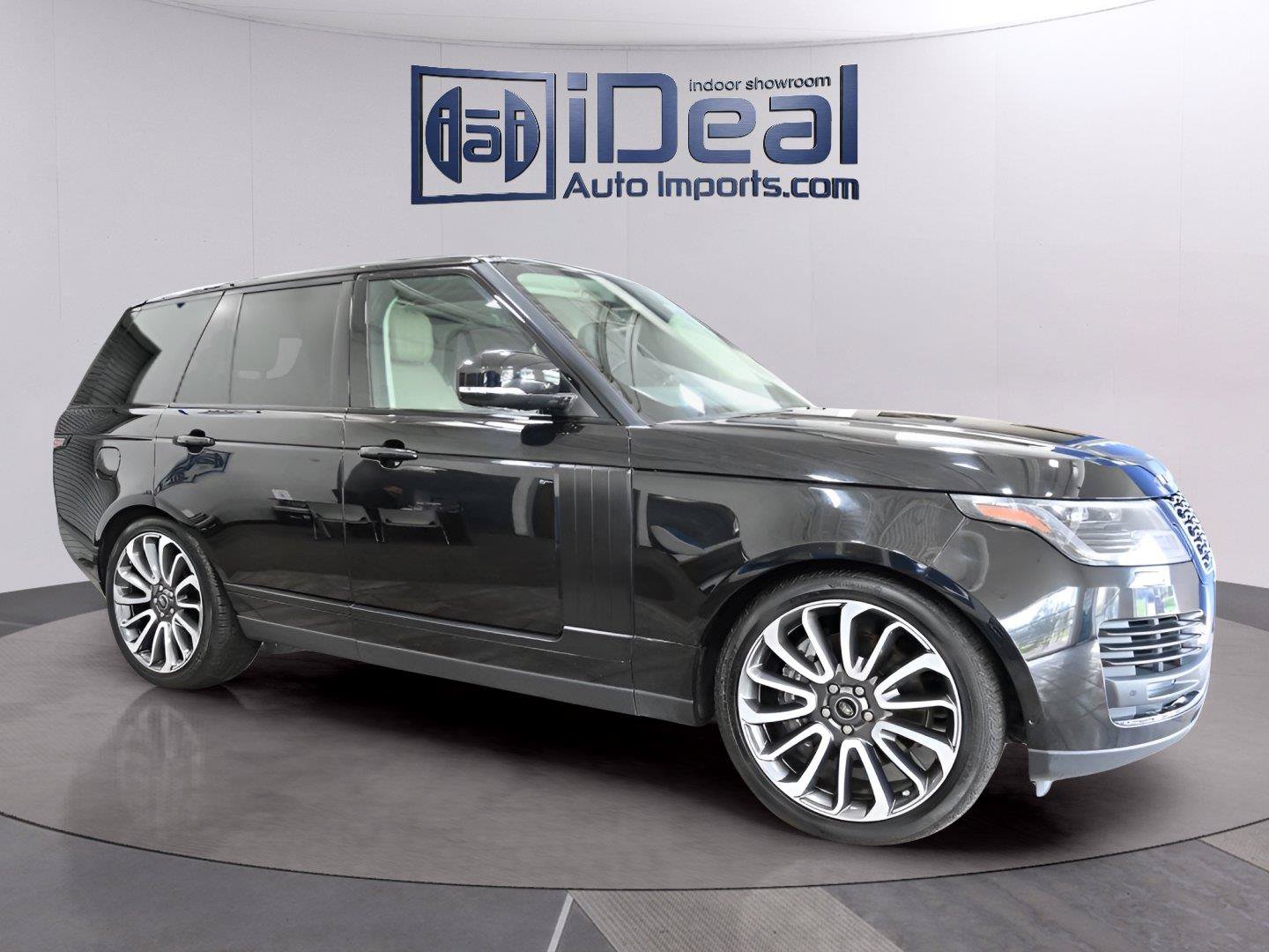 Used 2019 Land Rover Range Rover Supercharged AWD/4WD image 7