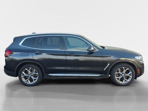 Used 2022 BMW X3 xDrive30i w/ Convenience Package image 3