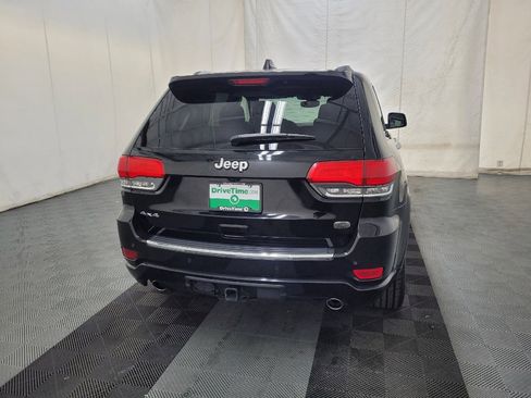 Used 2019 Jeep Grand Cherokee Overland AWD/4WD image 7