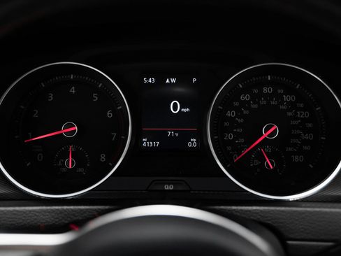 Used 2017 Volkswagen GTI Autobahn FWD image 25