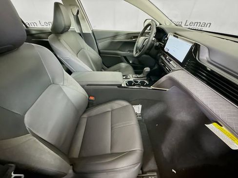 New 2026 Toyota Camry XLE image 28