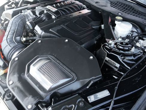 Used 2019 Ford Mustang GT Premium w/ GT Performance Package RWD image 14