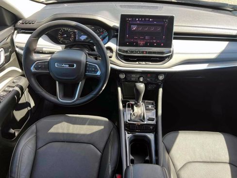 Certified 2022 Jeep Compass Limited AWD/4WD image 15