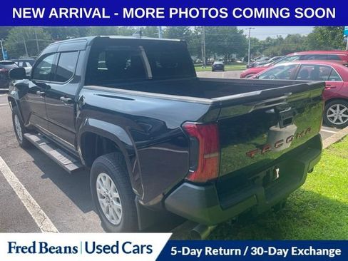 Used 2024 Toyota Tacoma SR RWD image 4