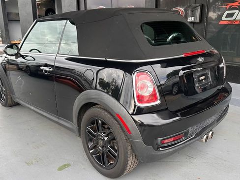 Used 2015 MINI Cooper S image 3
