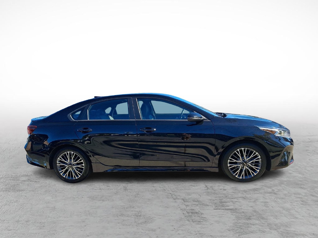 Used 2023 Kia Forte GT-Line w/ GT-Line Premium Package FWD image 6