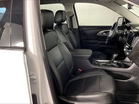 Used 2020 Chevrolet Traverse RS FWD image 10