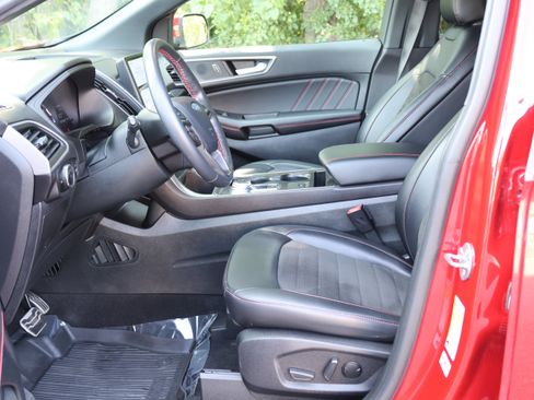 Used 2024 Ford Edge ST-Line AWD/4WD image 24