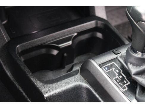 Used 2023 Toyota Tacoma TRD Off-Road image 31