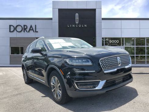 Used 2019 Lincoln Nautilus Select image 1