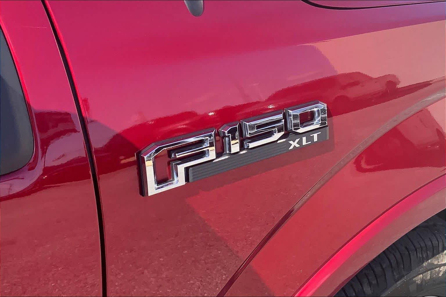 Used 2017 Ford F150 XLT w/ Equipment Group 302A Luxury RWD image 30