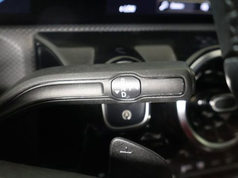 Used 2020 Mercedes-Benz A 220 4MATIC w/ AMG Line image 40