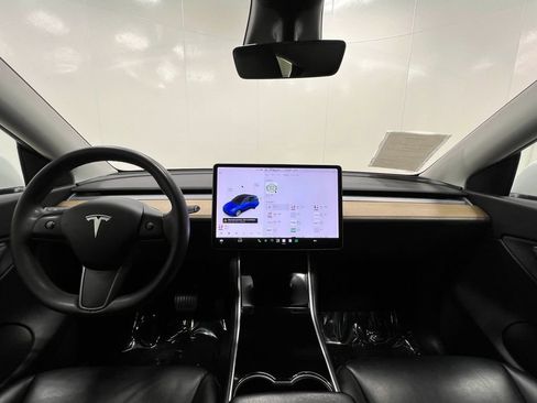 Used 2021 Tesla Model Y Long Range AWD/4WD image 20