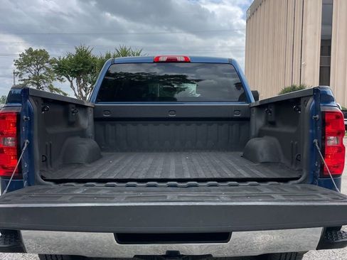 Used 2017 Chevrolet Silverado 1500 LT w/ Texas Edition image 21