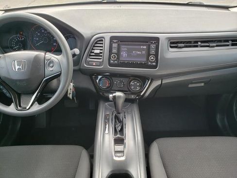 Used 2019 Honda HR-V LX image 15