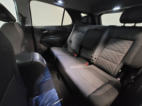 Used 2021 Chevrolet Equinox LT image 9