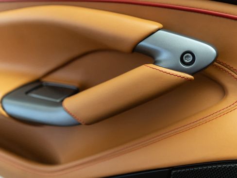 Certified 2022 Ferrari F8 Tributo image 26