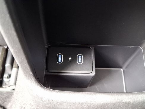 Used 2024 Hyundai Kona SEL image 11