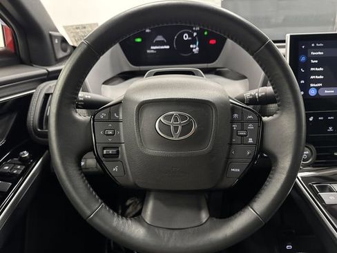 Used 2024 Toyota bZ4X Limited image 18
