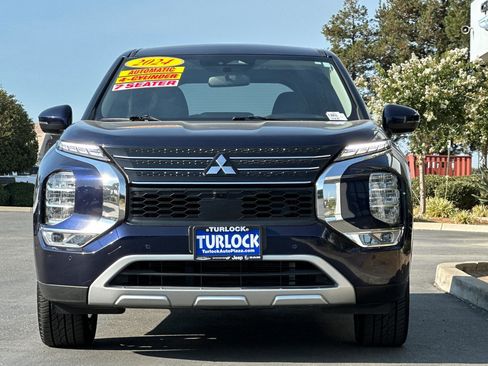 Used 2024 Mitsubishi Outlander SE image 10