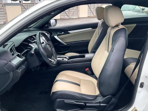 Used 2016 Honda Civic Touring image 26