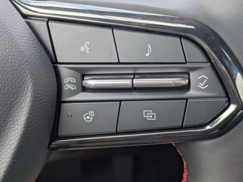 New 2026 Chevrolet Traverse RS w/ LPO, Floor Liner Package FWD image 31