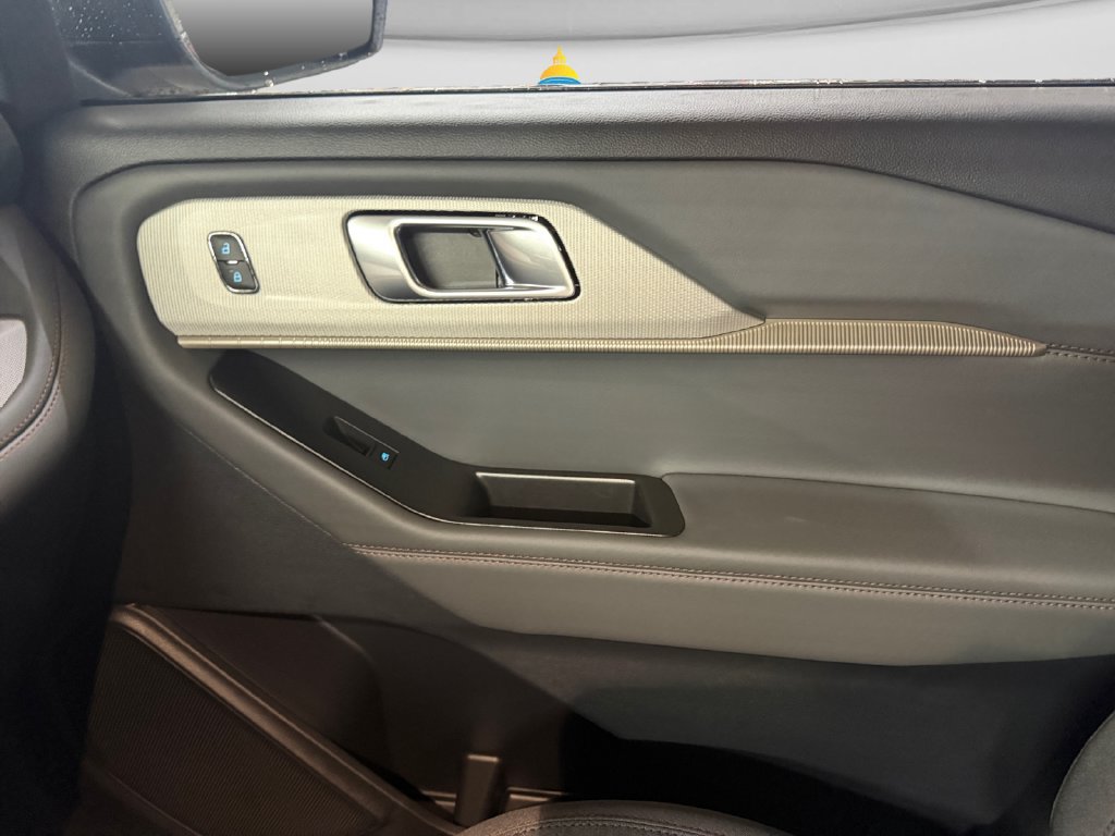 New 2027 Ford Explorer Active AWD/4WD image 20