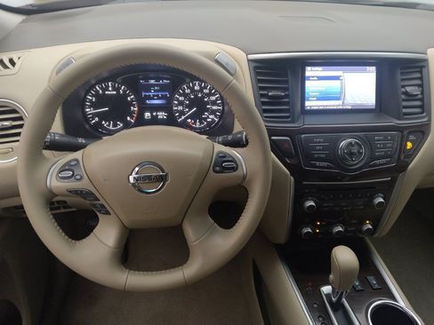 Used 2015 Nissan Pathfinder SL w/ Trailer Tow Package FWD image 22