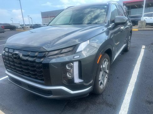 Used 2024 Hyundai Palisade SEL w/ Premium Package FWD image 1