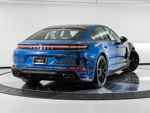 New 2026 Porsche Panamera 4 image 7