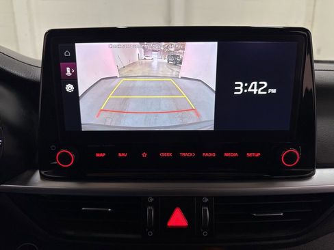 Used 2023 Kia Forte GT-Line w/ GT-Line Premium Package image 19