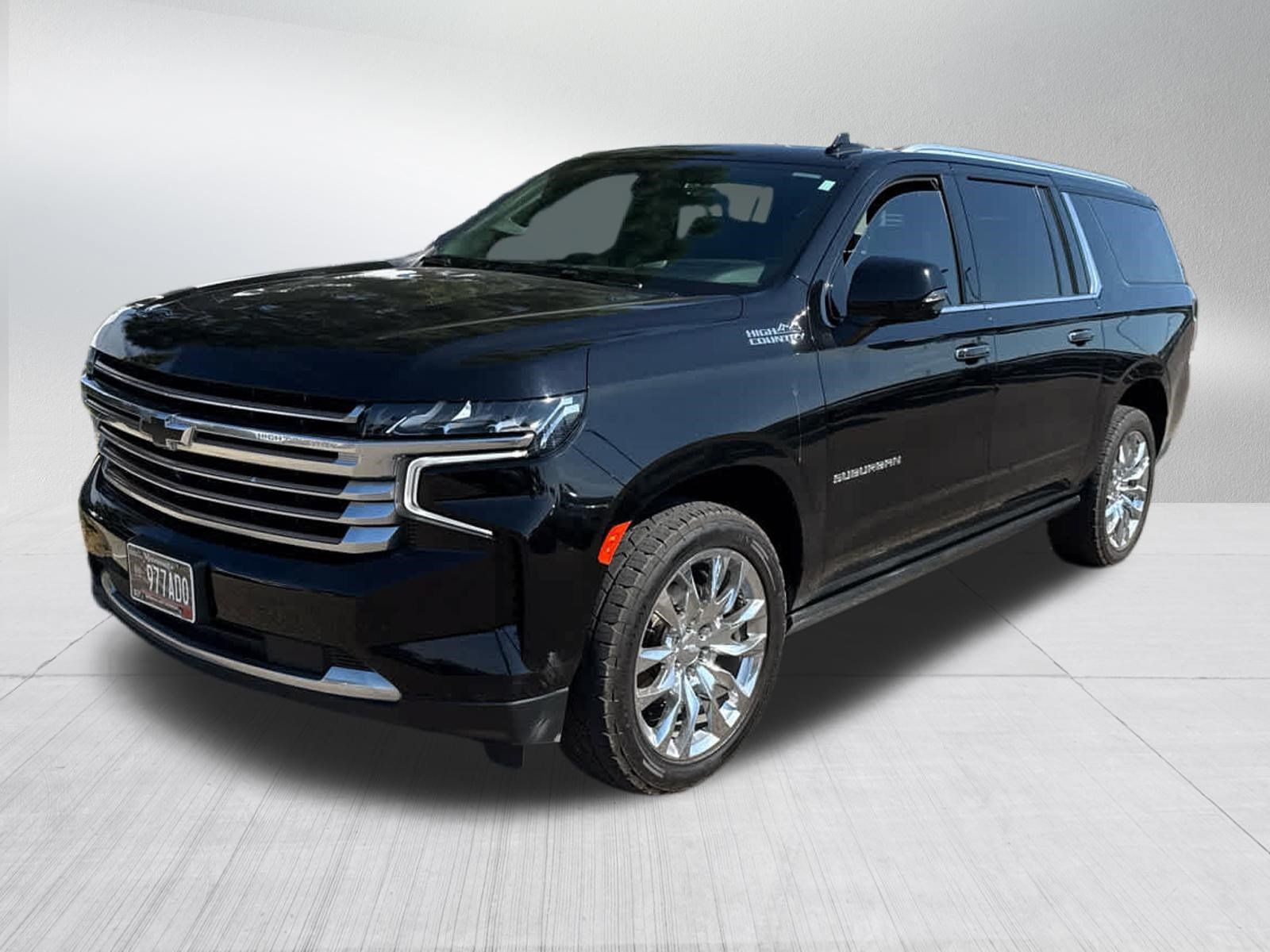 Used 2021 Chevrolet Suburban High Country w/ Premium Package AWD/4WD image 3