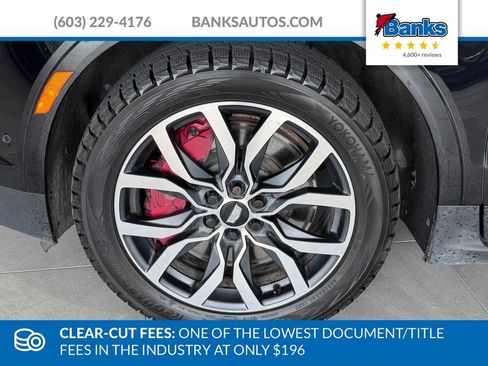 Certified 2024 Cadillac XT5 Sportv w/ Platinum Package AWD/4WD image 4