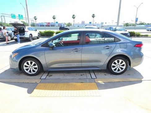 Used 2024 Toyota Corolla LE image 7