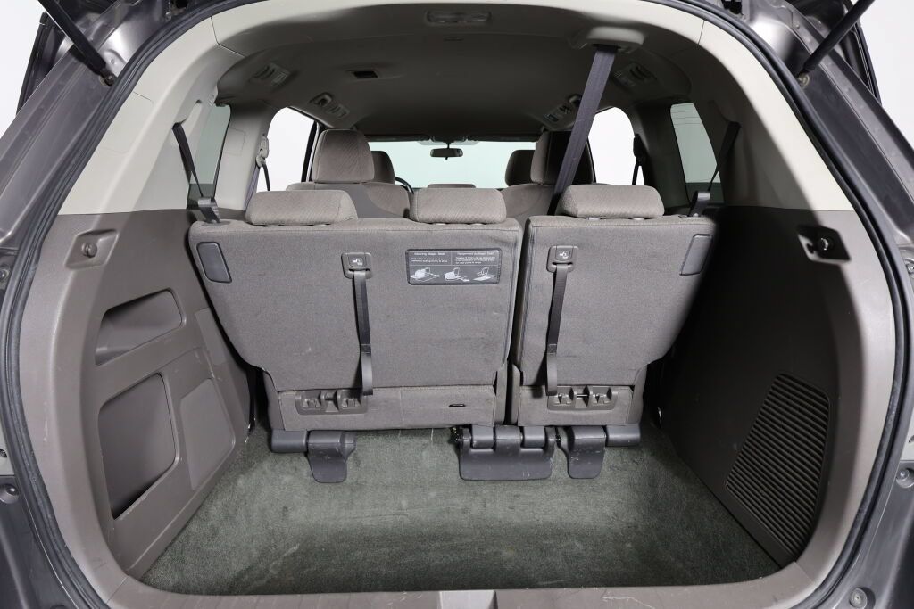 Used 2015 Honda Odyssey EX image 17