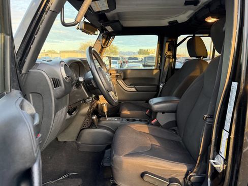 Used 2015 Jeep Wrangler Unlimited Sport w/ Quick Order Package 24S image 15