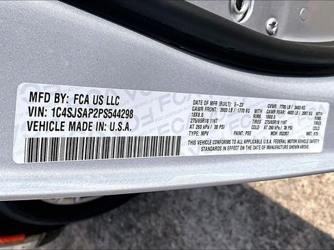 Used 2023 Jeep Wagoneer L 4WD image 33