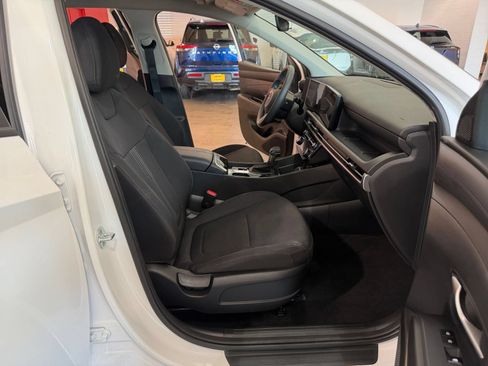 Used 2026 Hyundai Tucson SEL FWD image 37