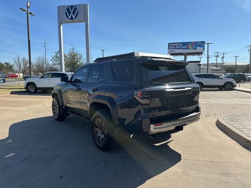 Used 2025 Toyota 4Runner Trailhunter image 7