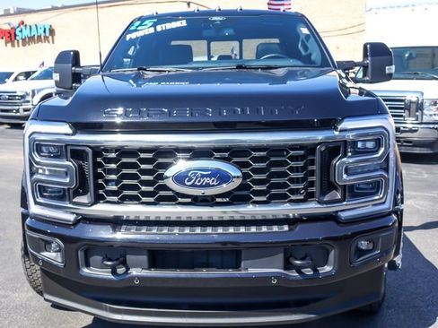 Certified 2025 Ford F450 Platinum image 4