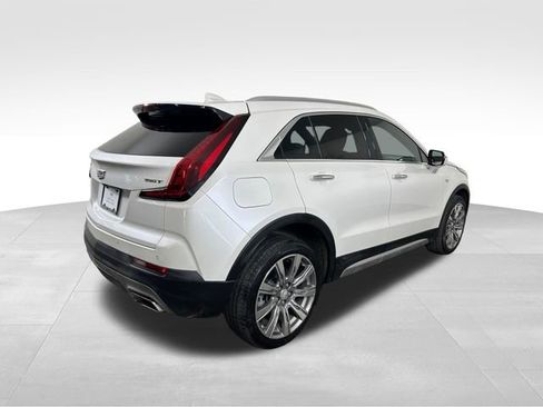 Used 2023 Cadillac XT4 Premium Luxury image 6