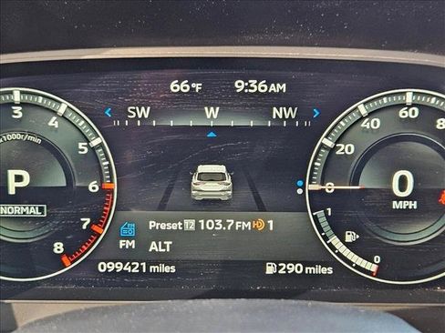 Used 2023 Mitsubishi Outlander SEL image 11