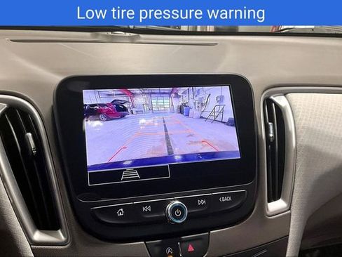 Used 2025 Chevrolet Malibu LT image 17